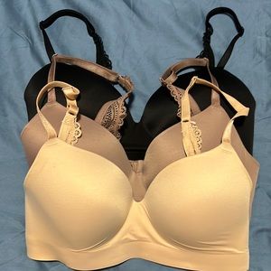Soma Enbliss Luxe Wireless Lace J Hook 32D - set of 3
